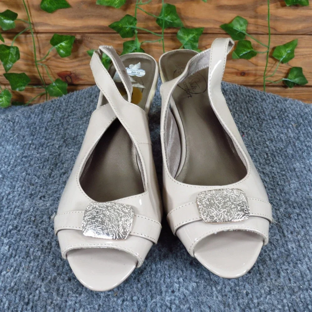 LifeStride Simply Comfort Women Slingback Peep Toe Heel Sz 8M Dress Beige Patent